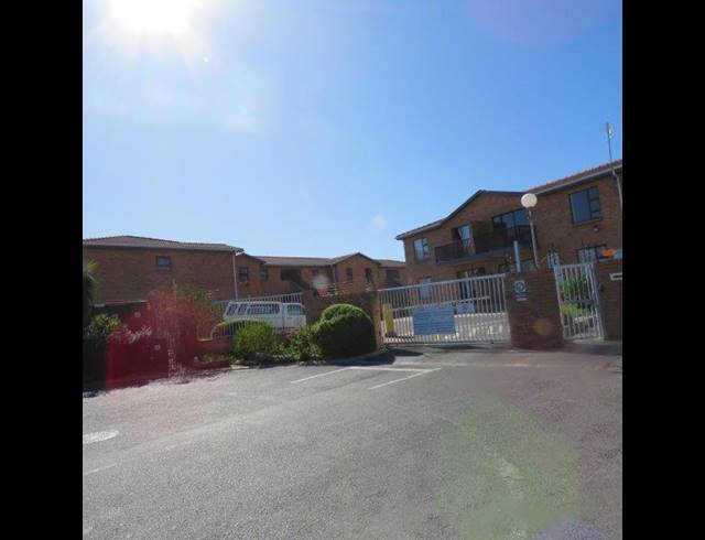 2 BEDROOM APARTMENT RENTED IN SEA BREEZE
